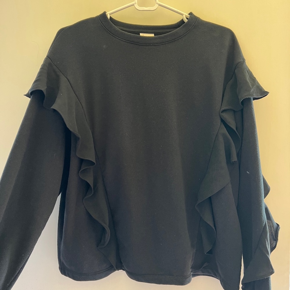 Black sweater for woman